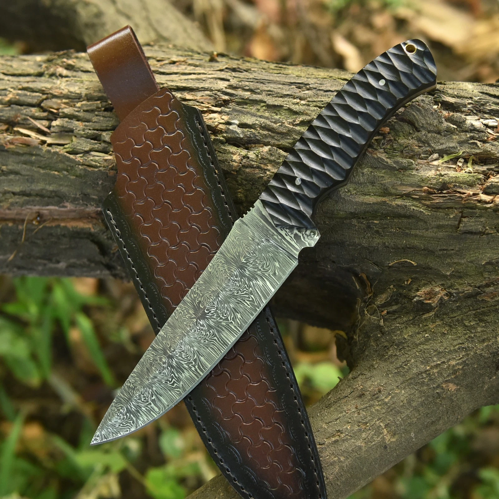 “11-inch handmade Damascus steel hunting knife with Micarta handle”