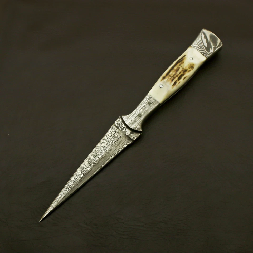 Genuine stag antler handle of Damascus steel dagger, full tang construction