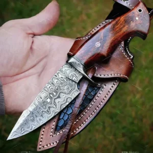 Full view of 10 inch handmade Damascus steel hunting skinner knife